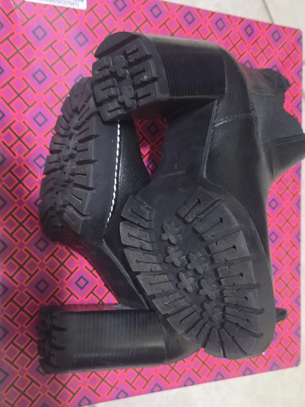 Tory Burch Chelsea 70mm Lug Bootie